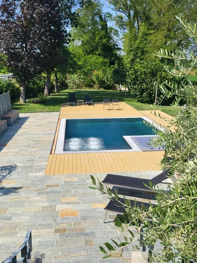 Royal Suite Parma Con Piscine Calda E Fredda Italy